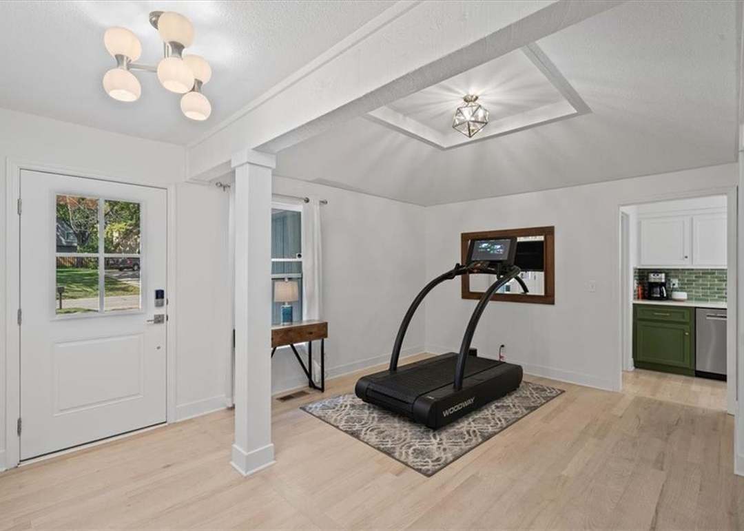 10211 Hauser Street — photo 10