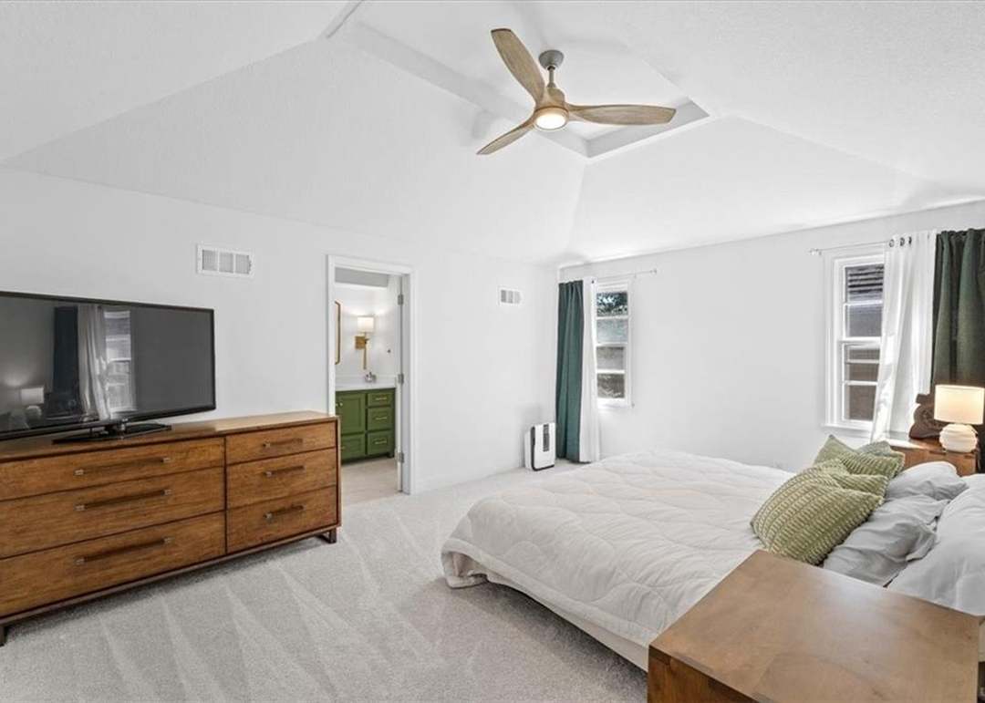 10211 Hauser Street — photo 15