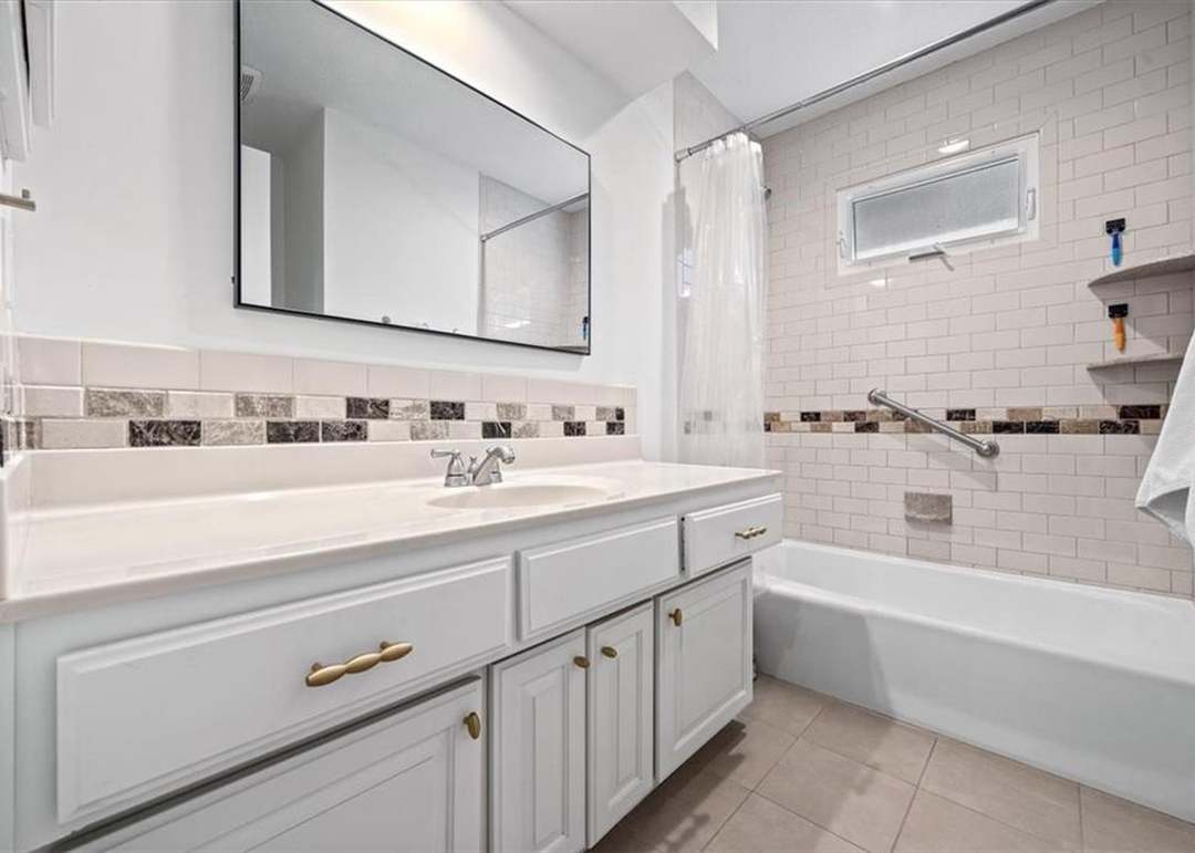 10211 Hauser Street — photo 19