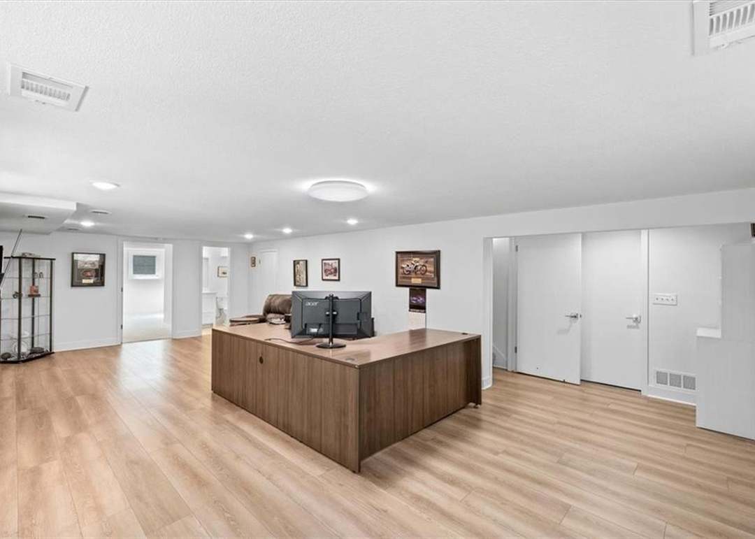 10211 Hauser Street — photo 20