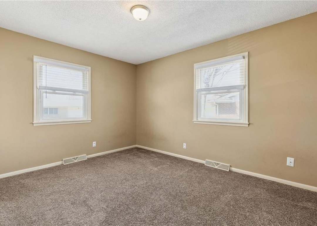 8631 NE Boone Street — photo 30