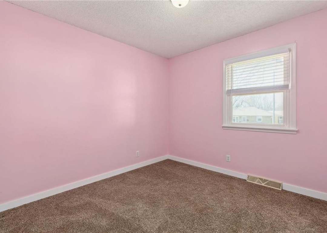 8631 NE Boone Street — photo 31
