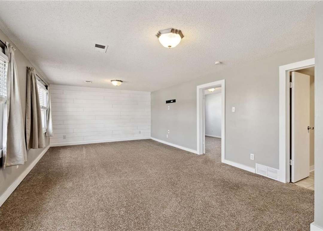 8631 NE Boone Street — photo 33