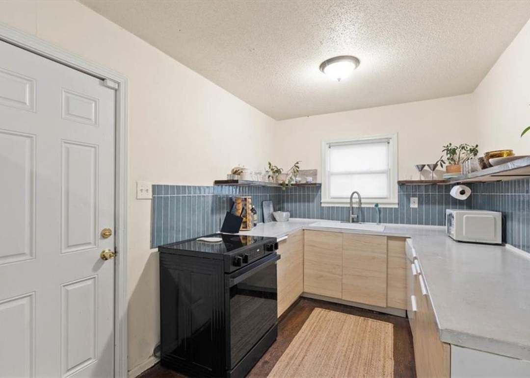 5806 Highland Avenue — photo 7