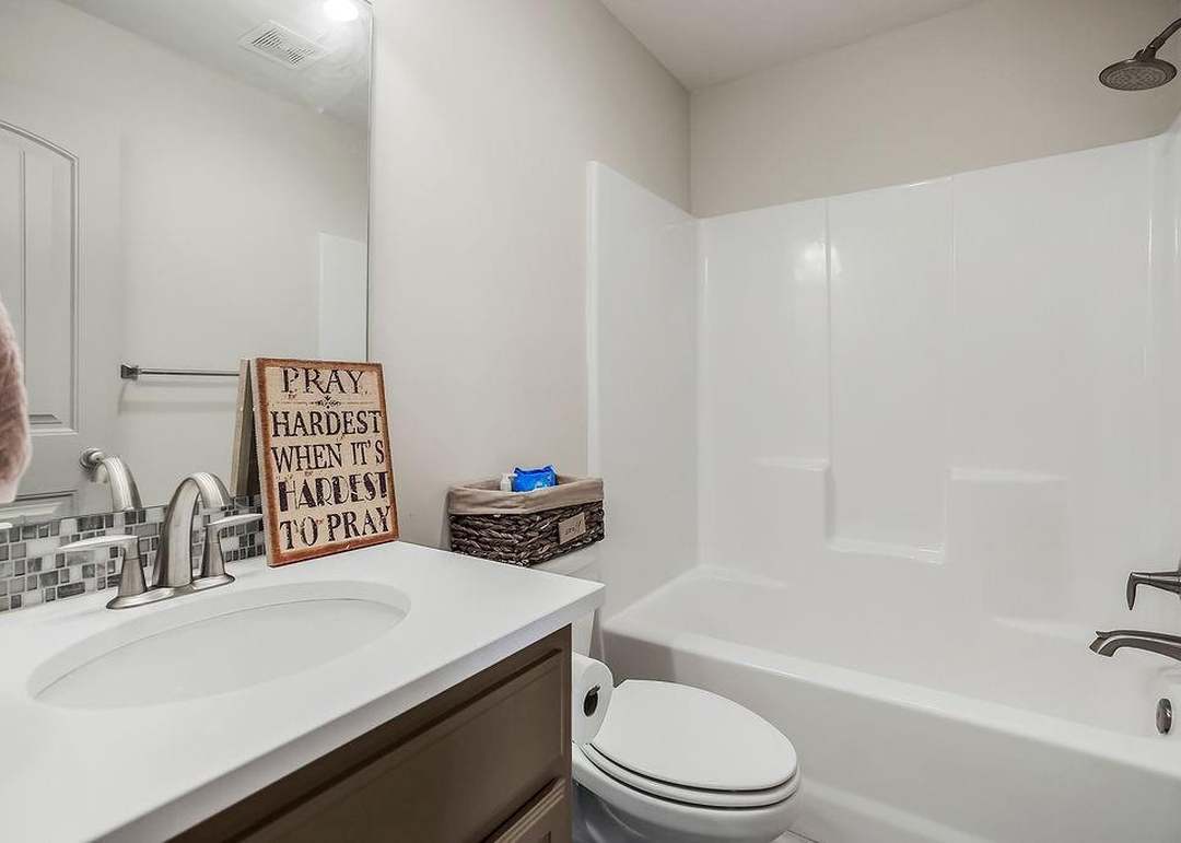 108 SE Riley Street — photo 27