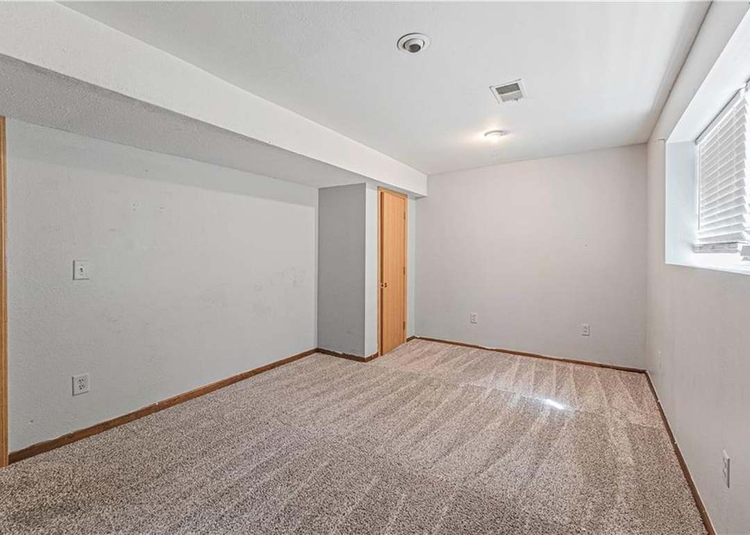 1015 Park Avenue — photo 7