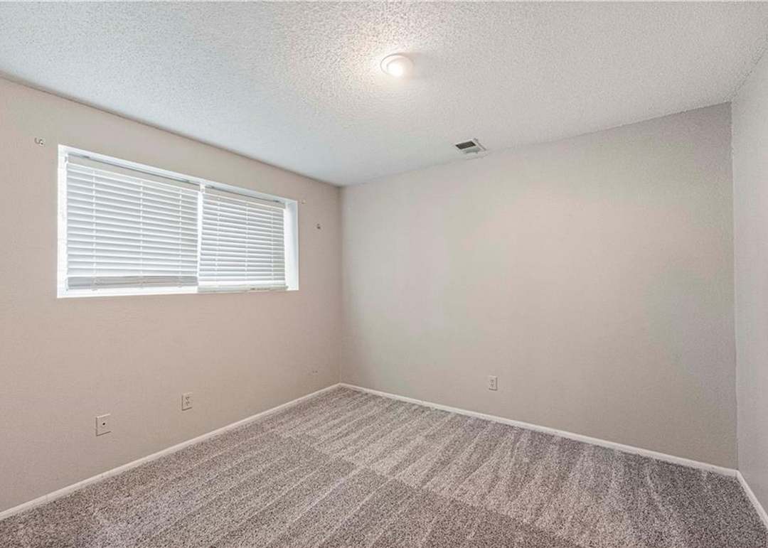 1015 Park Avenue — photo 19