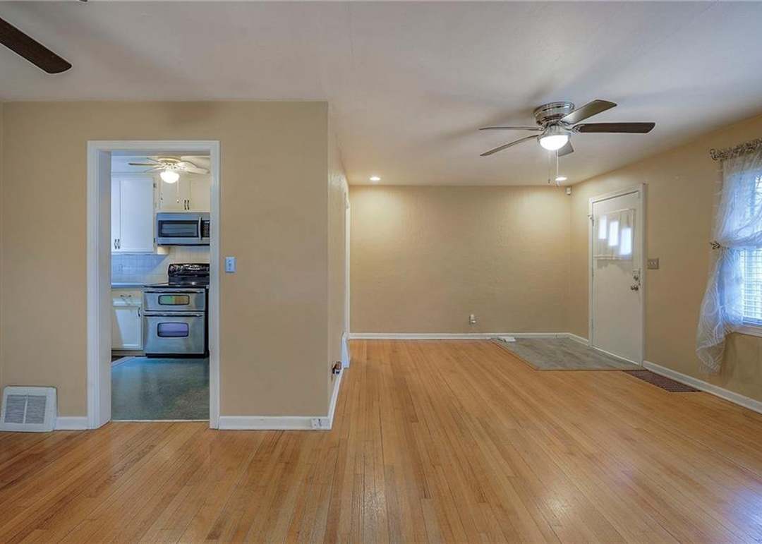5517 Caenen Street — photo 20