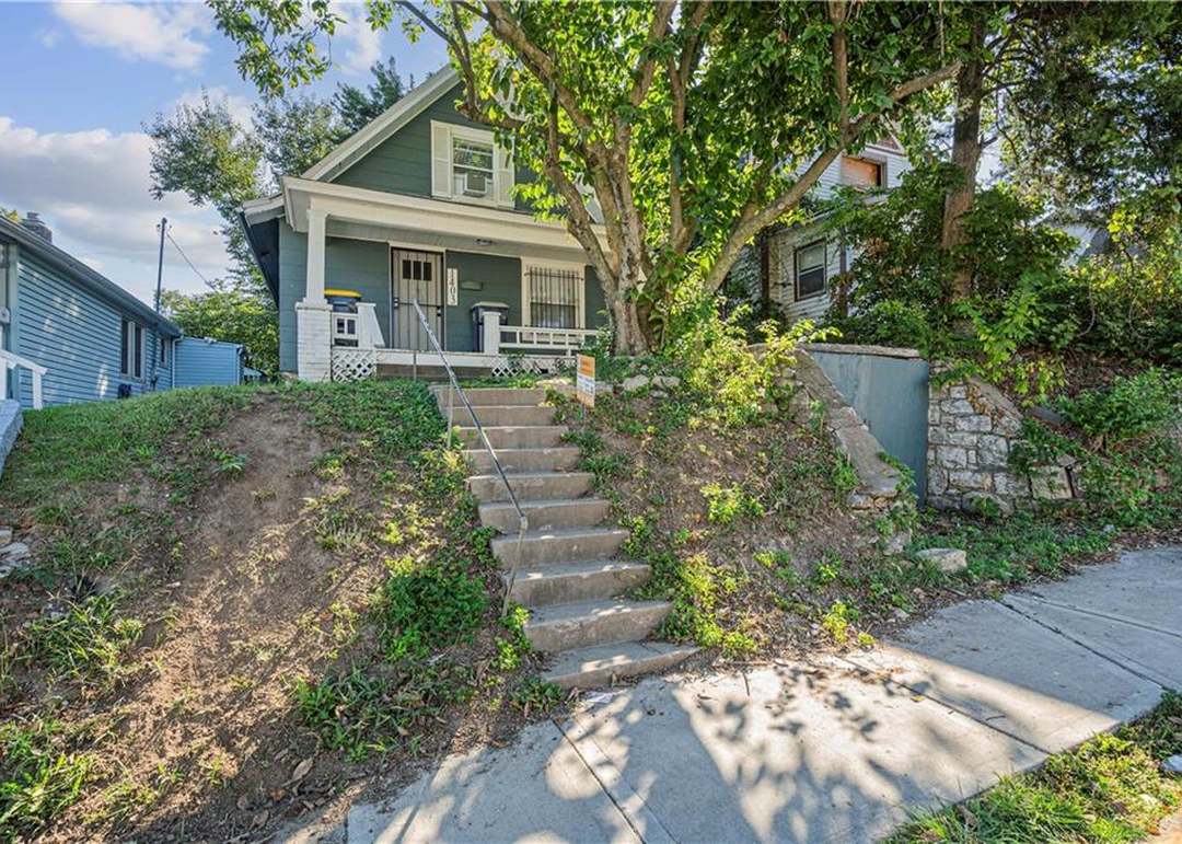 1403 Collins Street — photo 10