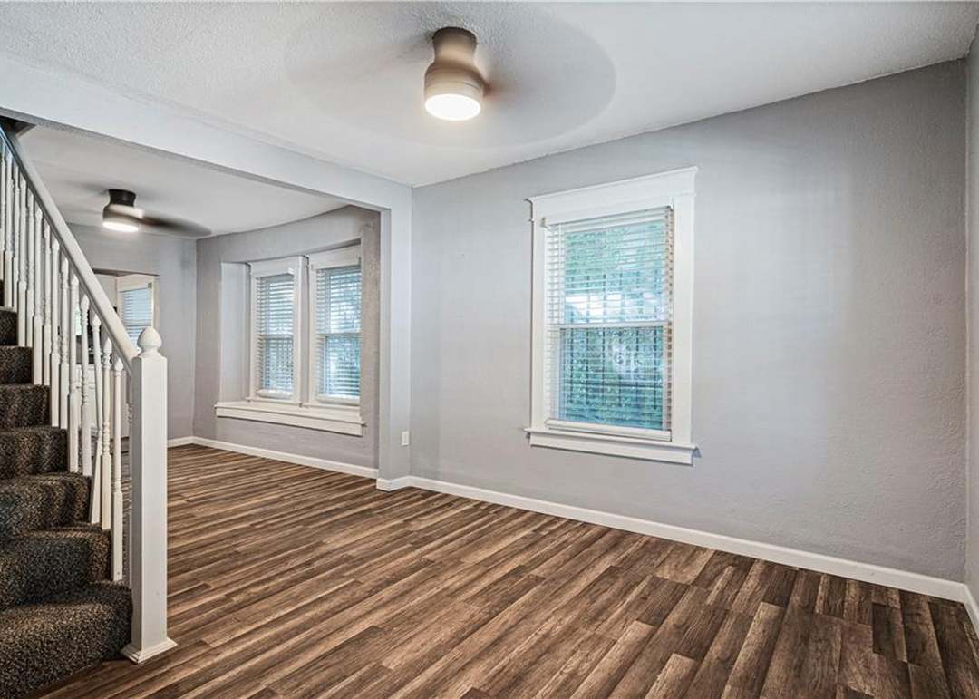1403 Collins Street — photo 11