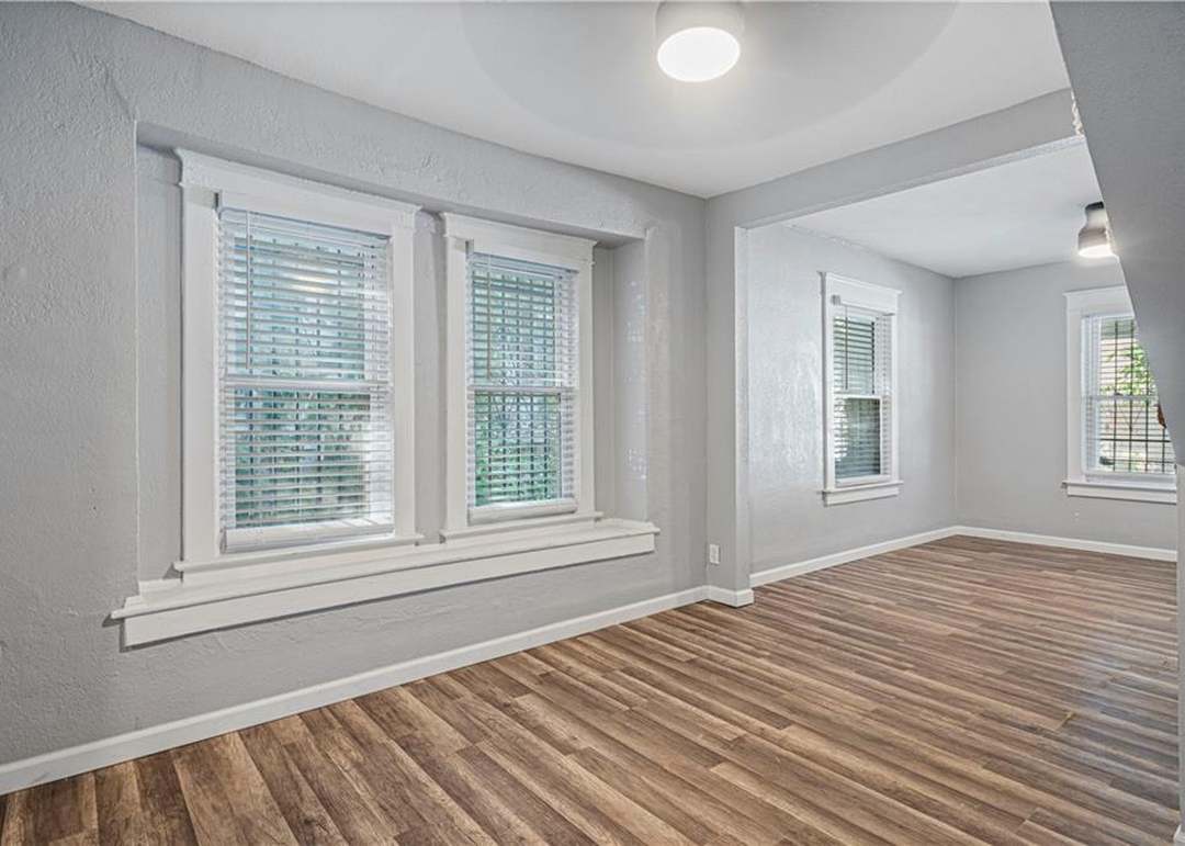 1403 Collins Street — photo 15