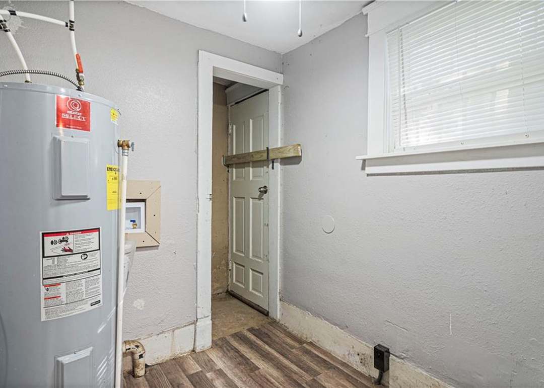 1403 Collins Street — photo 22