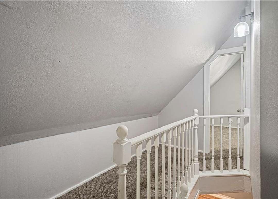 1403 Collins Street — photo 26