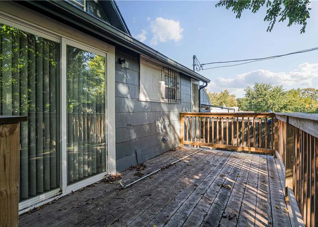 1403 Collins Street — photo 31