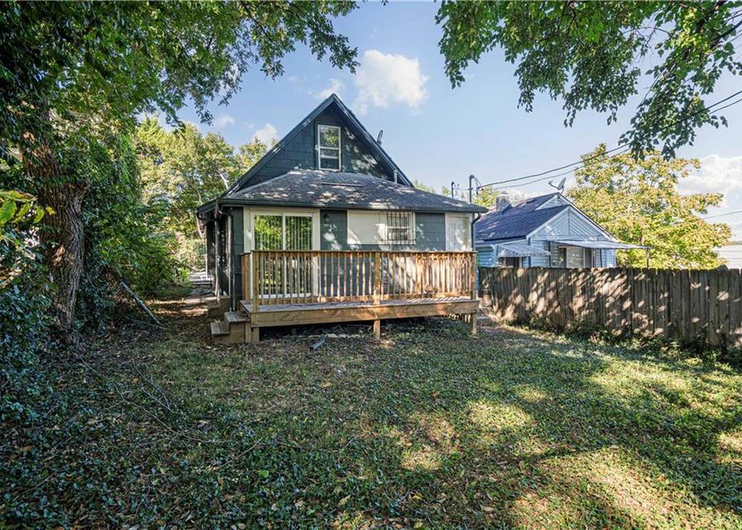 1403 Collins Street — photo 32