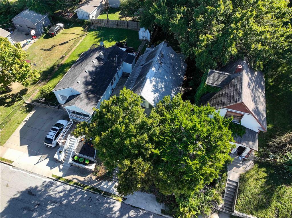 1403 Collins Street — photo 37
