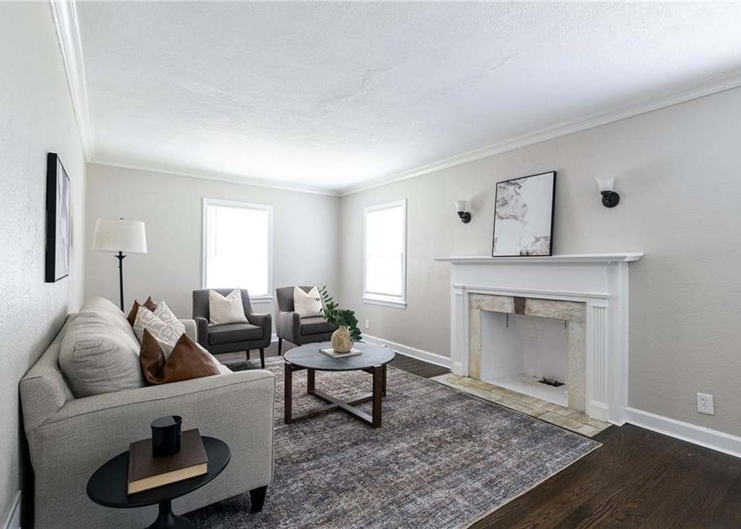 1425 E 77th Terrace — photo 11