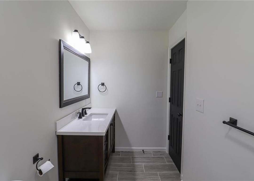 7120 W 72nd Terrace — photo 5
