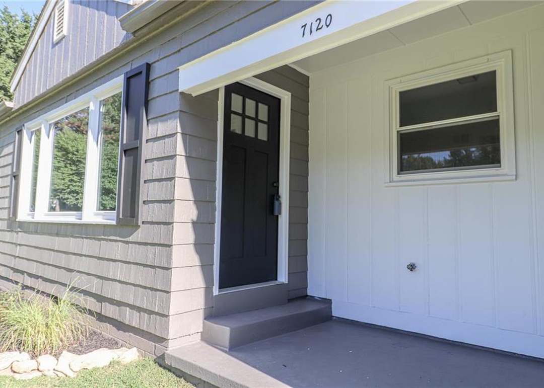 7120 W 72nd Terrace — photo 8