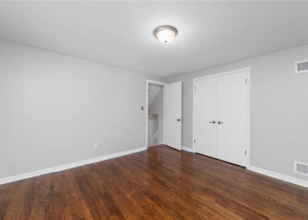 9640 Hardy Street — photo 7