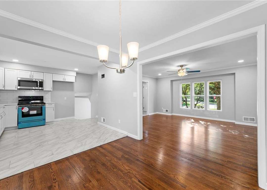 9640 Hardy Street — photo 12