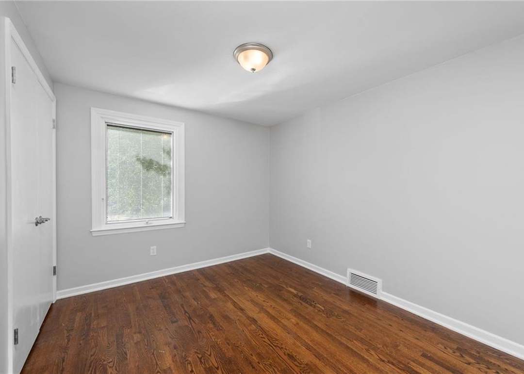 9640 Hardy Street — photo 22