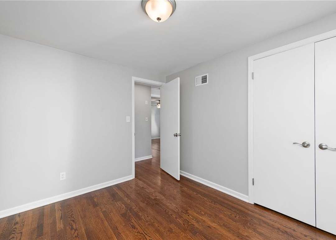 9640 Hardy Street — photo 23