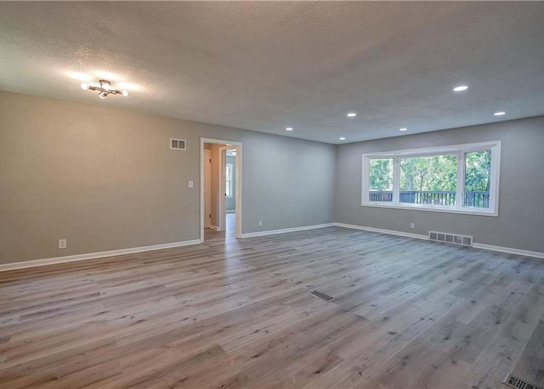 5414 Haskell Avenue — photo 7