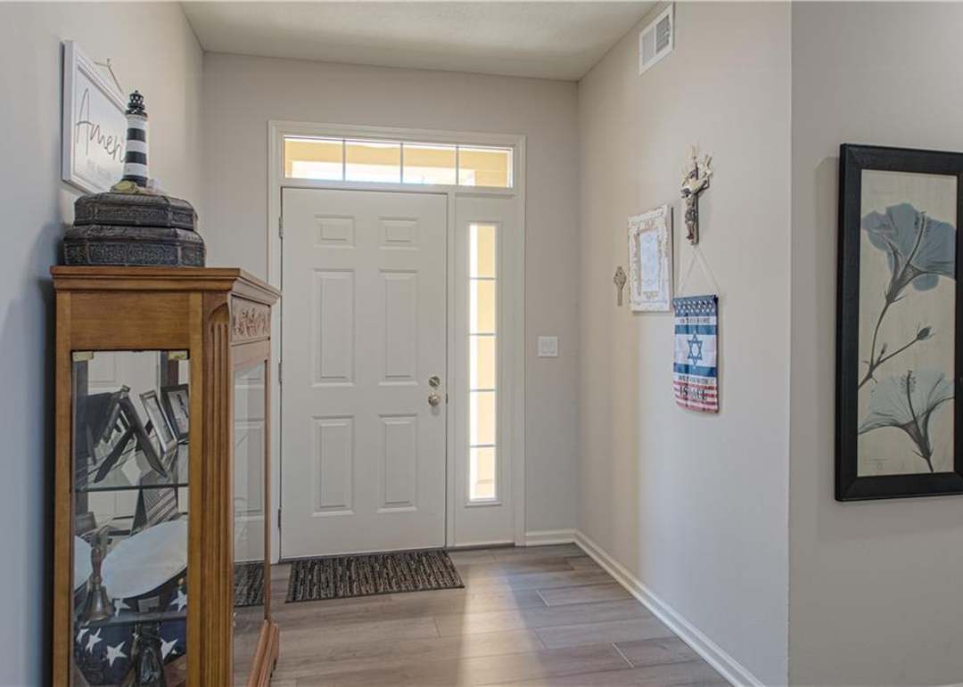 21104 W 118th Terrace — photo 9