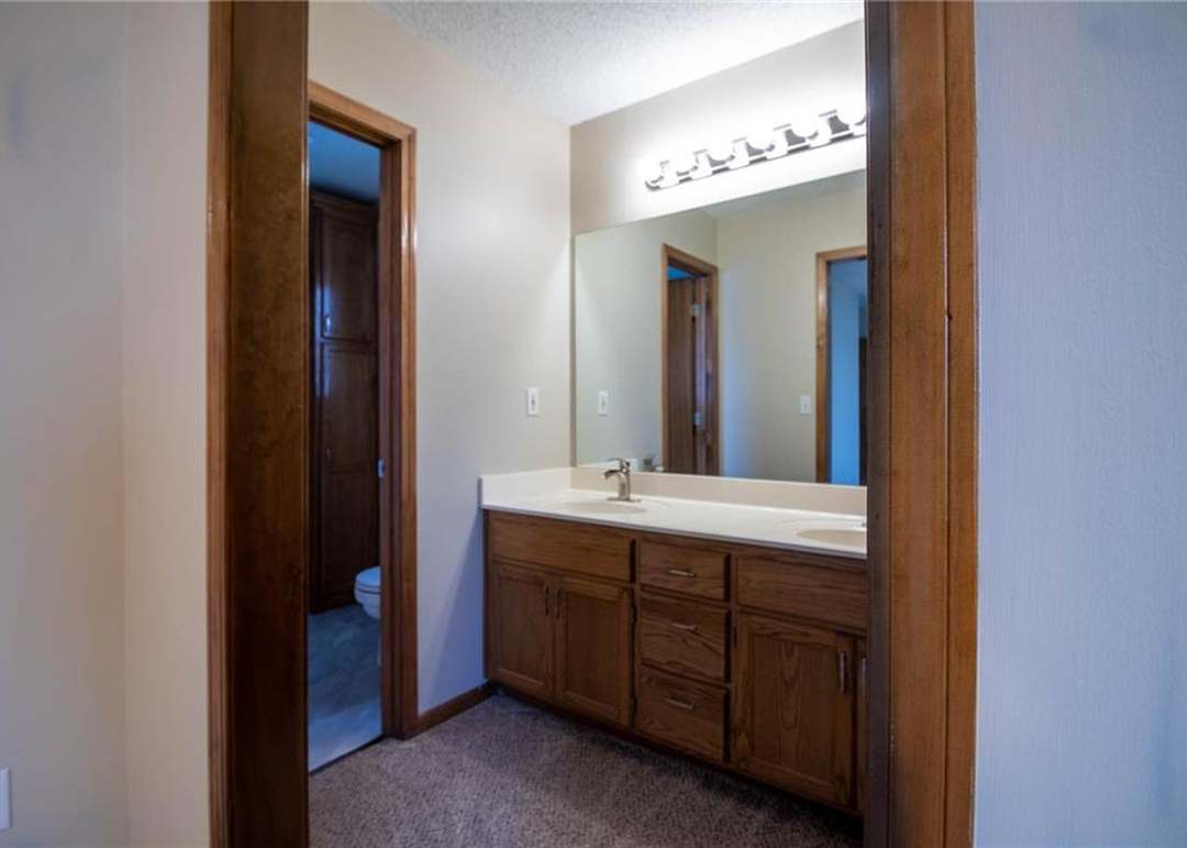 1003 Quincy Drive — photo 5