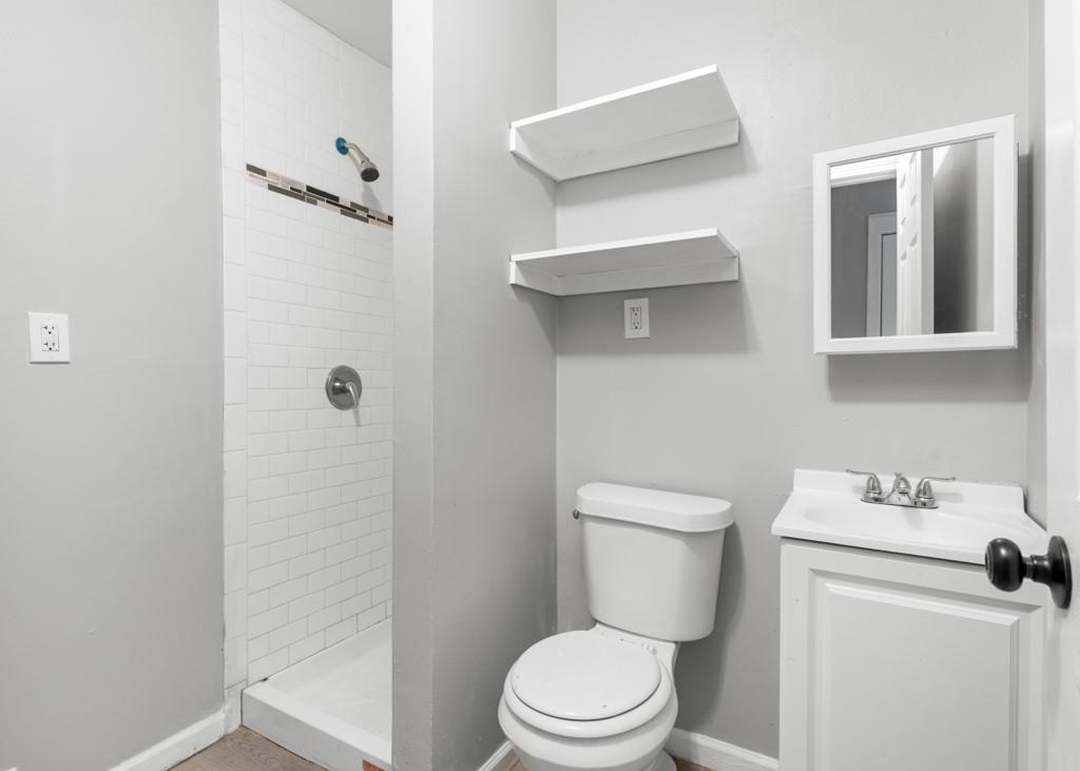 5733 BALES Avenue — photo 7