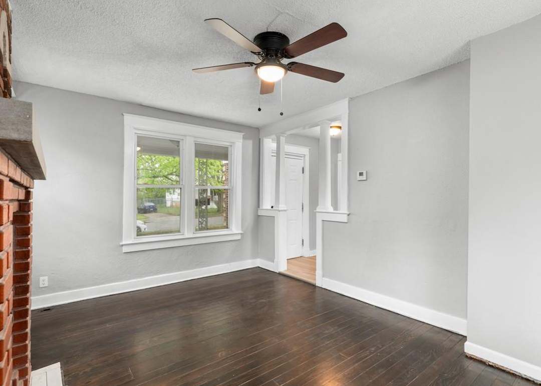 5733 BALES Avenue — photo 8