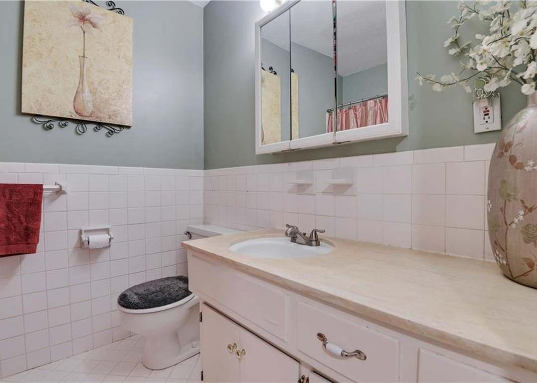 8901 W 97th Street — photo 5