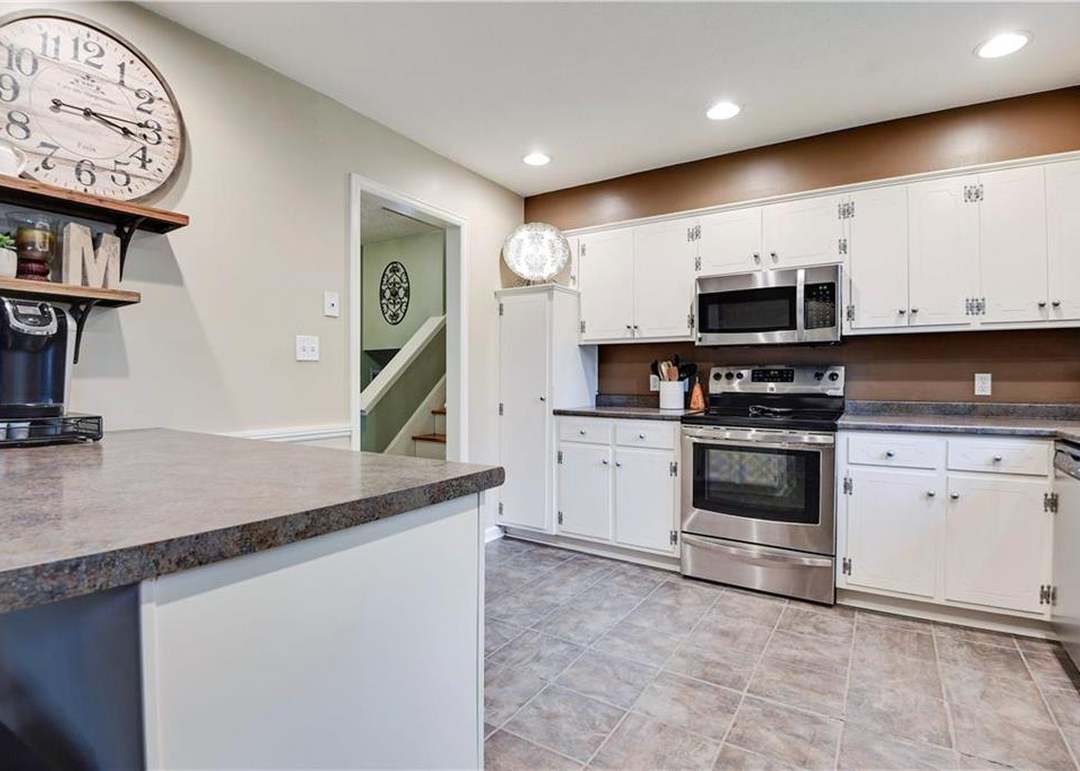 8901 W 97th Street — photo 10