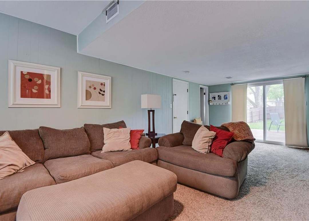 8901 W 97th Street — photo 15