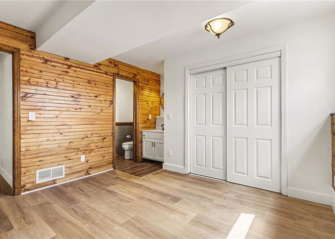 2413 W Post Oak Road — photo 3