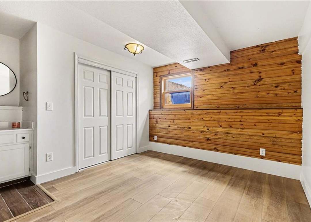 2413 W Post Oak Road — photo 22