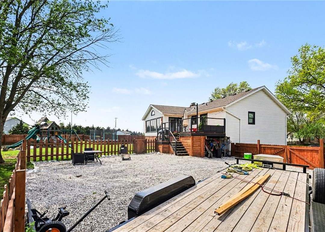 2413 W Post Oak Road — photo 27