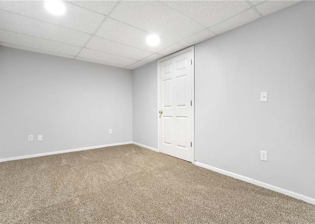 13813 Craig Street — photo 36
