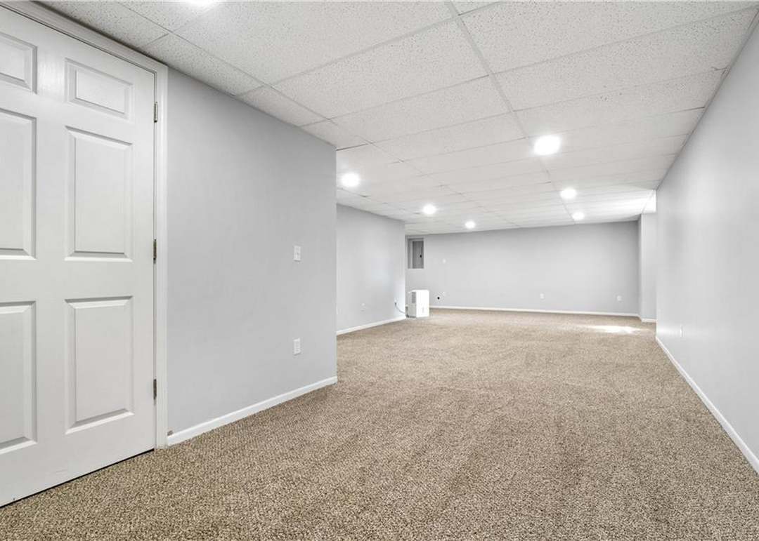 13813 Craig Street — photo 37