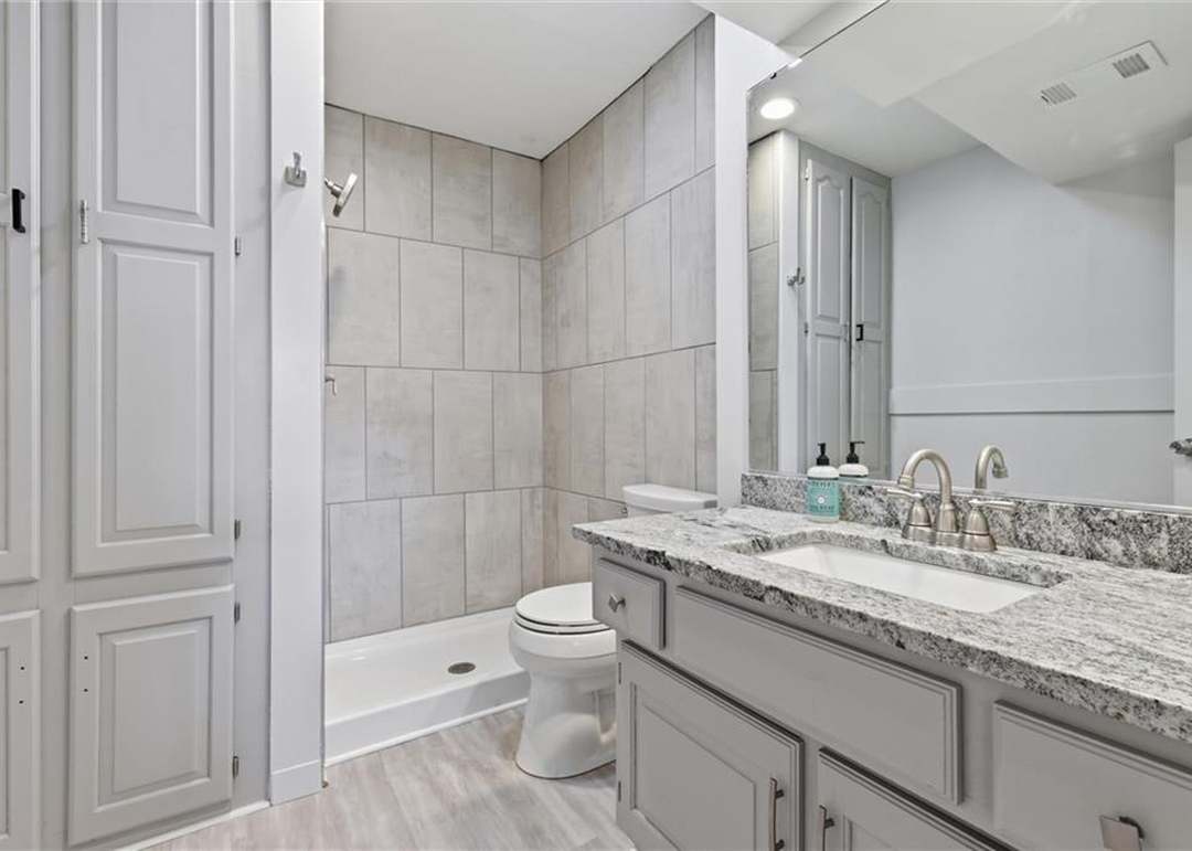 5780 N Anita Avenue — photo 3