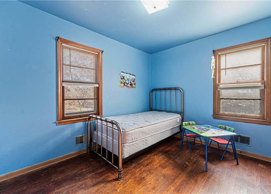 10107 Belmont Avenue — photo 21