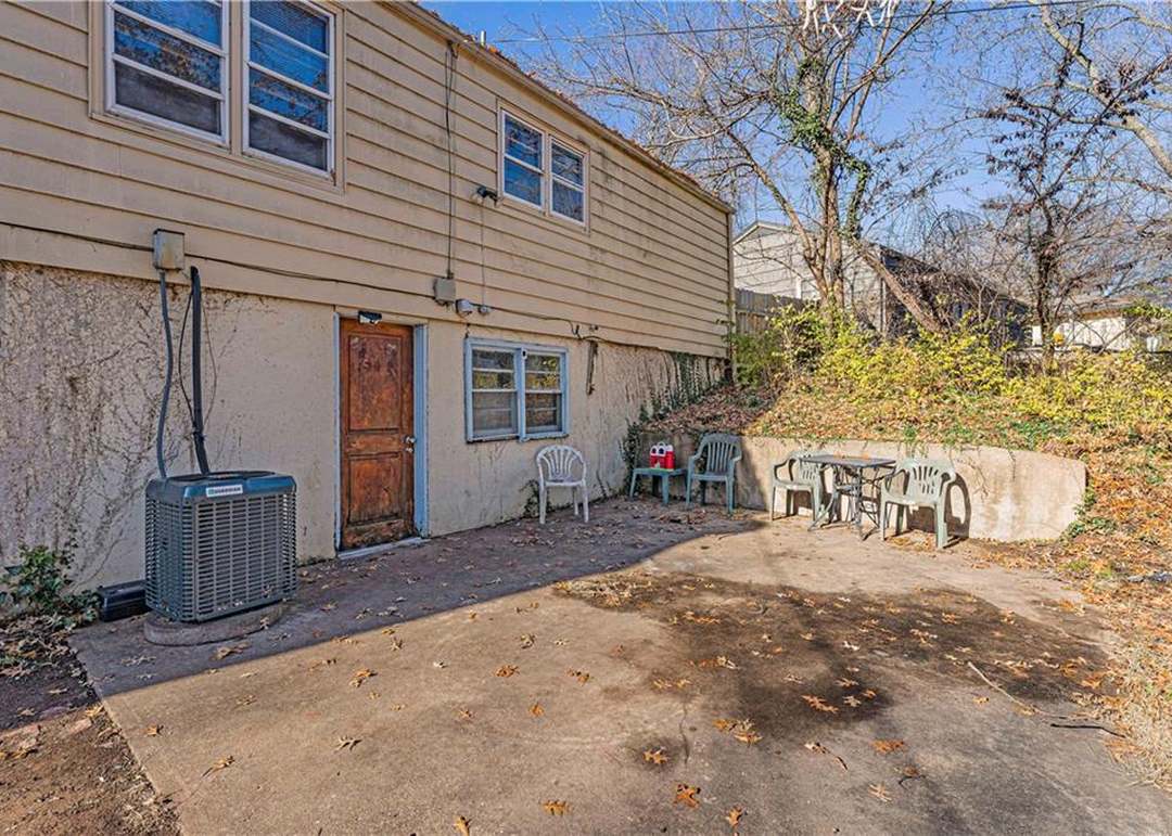 10107 Belmont Avenue — photo 27