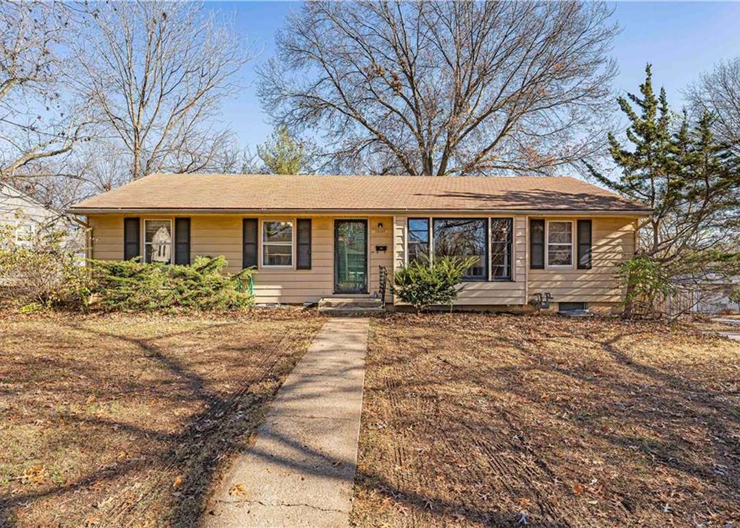 10107 Belmont Avenue — photo 33