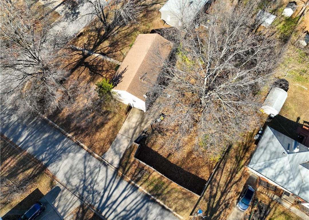 10107 Belmont Avenue — photo 40