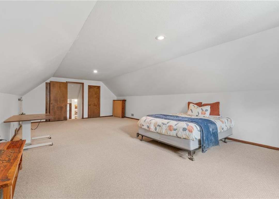 12917 Locust Street — photo 3