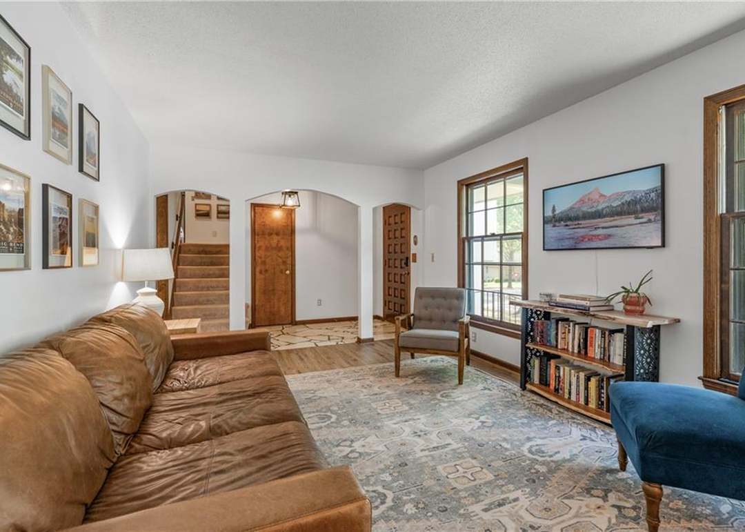 12917 Locust Street — photo 10