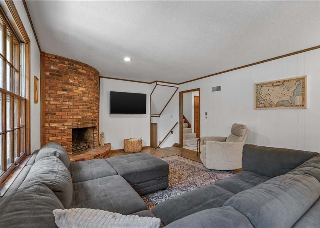 12917 Locust Street — photo 14