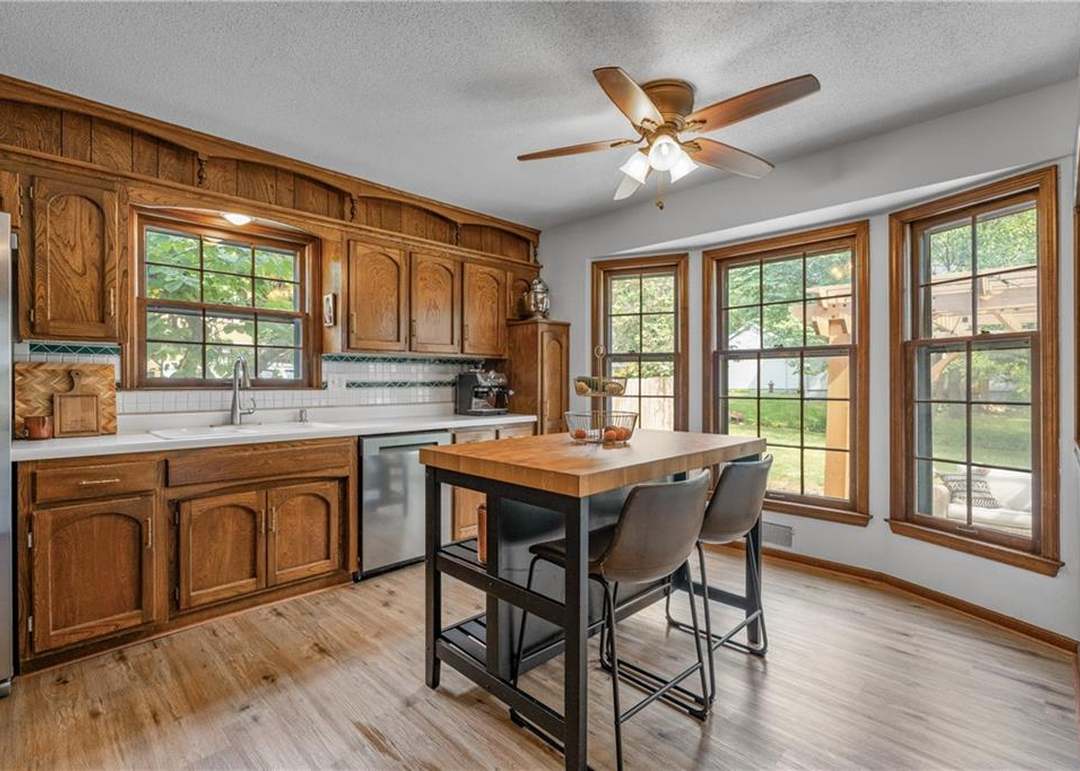 12917 Locust Street — photo 16