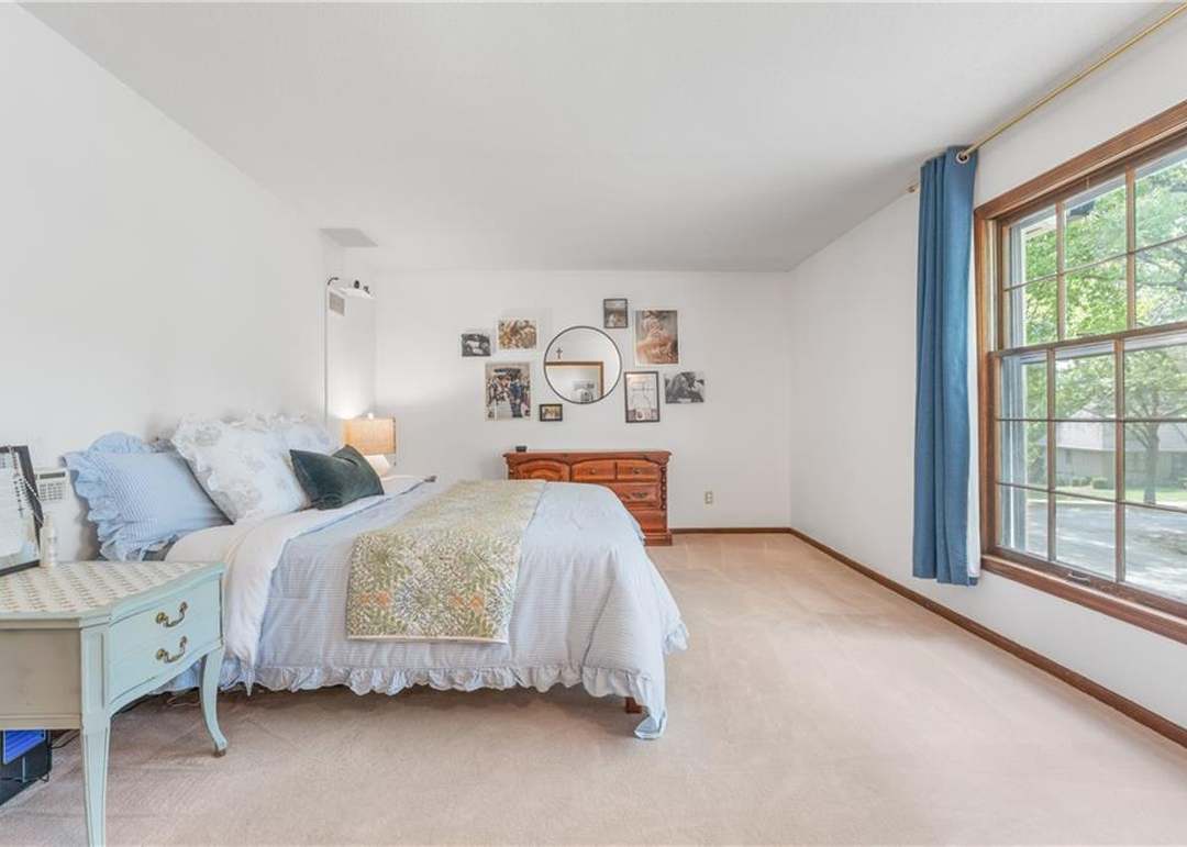 12917 Locust Street — photo 20